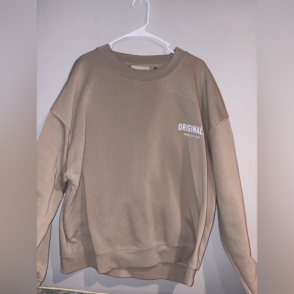 originals brooklyn cloth Tops - Originals Sweatshirt Women’s XL